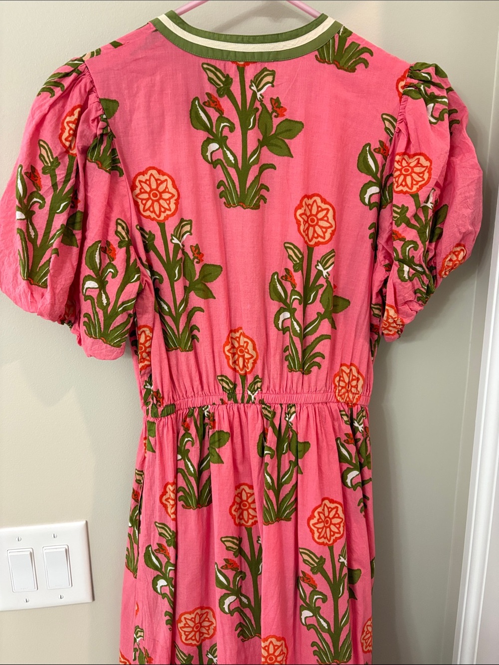THML Women’s Pink Floral V-Neck Maxi Dress - XS - Picture 4 of 4